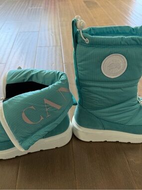 Canada Goose Teal Quilted Kids Winter Boots